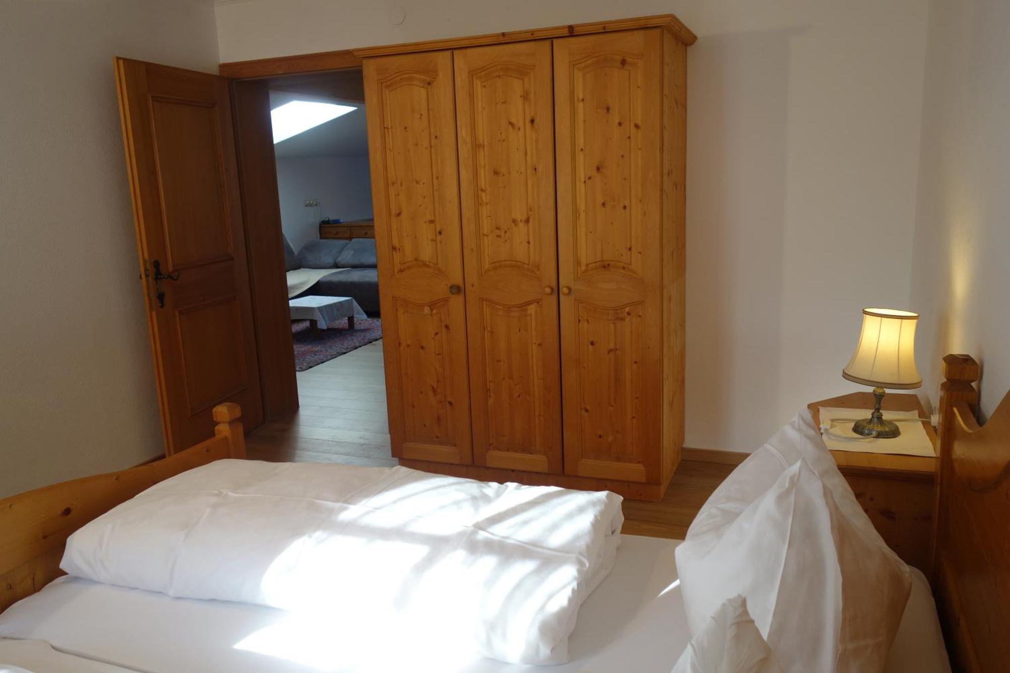 Brunnenhof Apartments Pettneu am Arlberg Quarto foto
