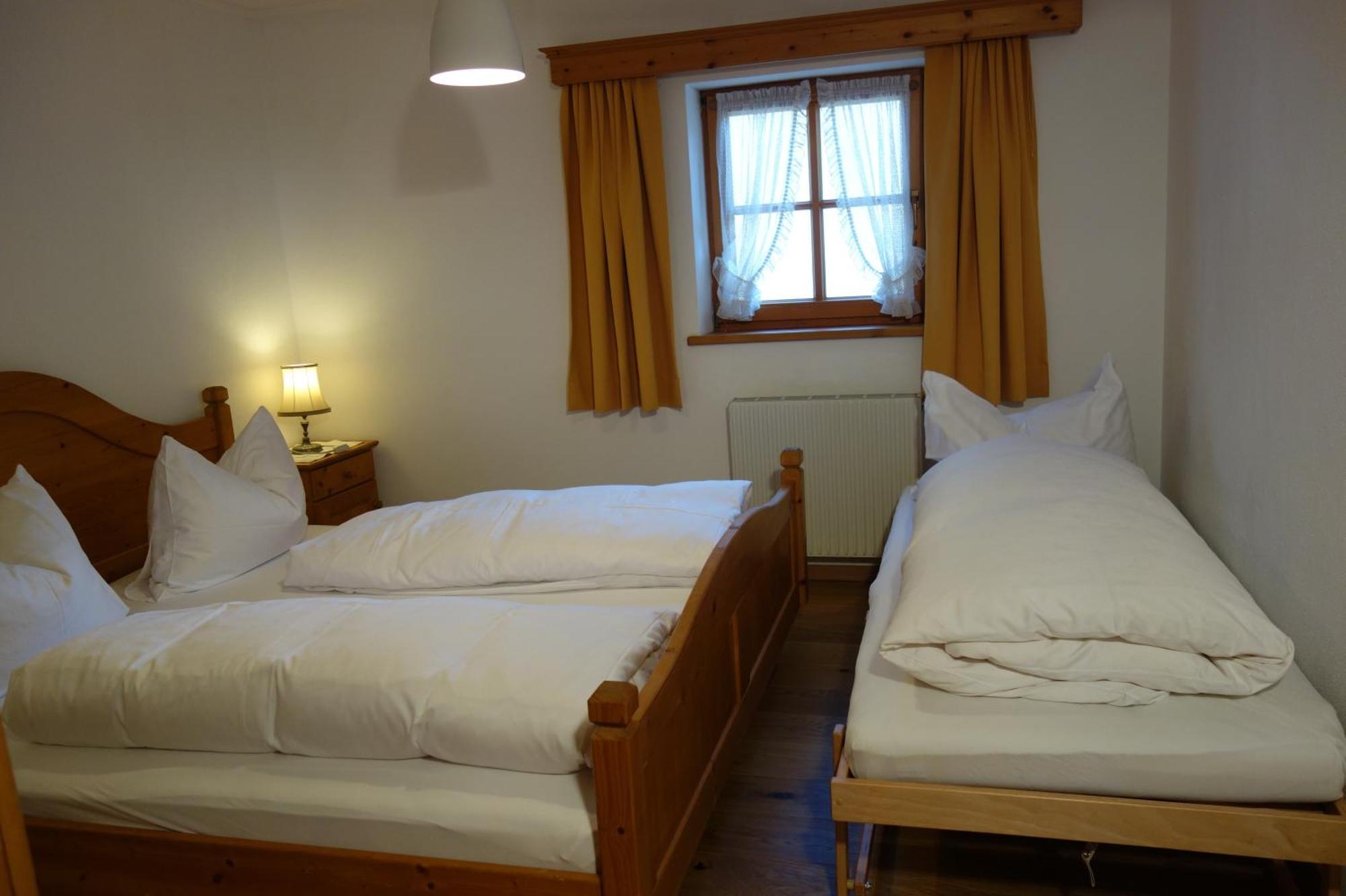 Brunnenhof Apartments Pettneu am Arlberg Quarto foto
