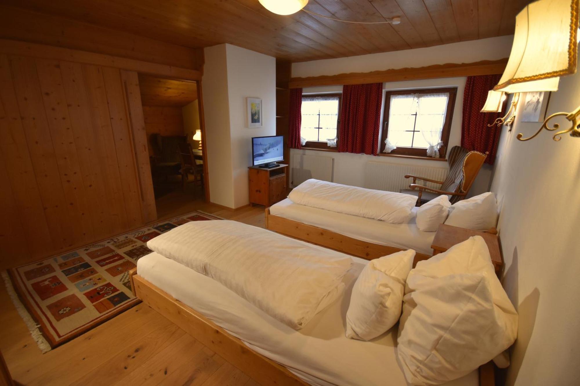 Brunnenhof Apartments Pettneu am Arlberg Quarto foto